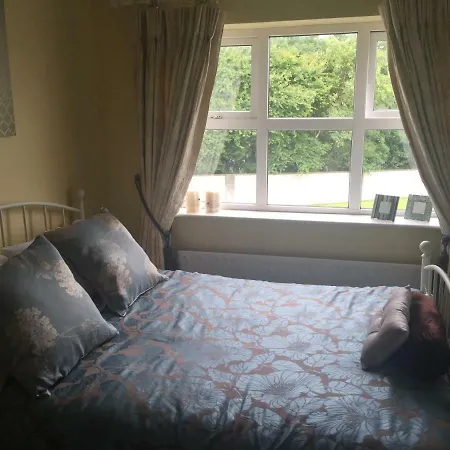 Bed and Breakfast Tara Γκάλγουεϊ